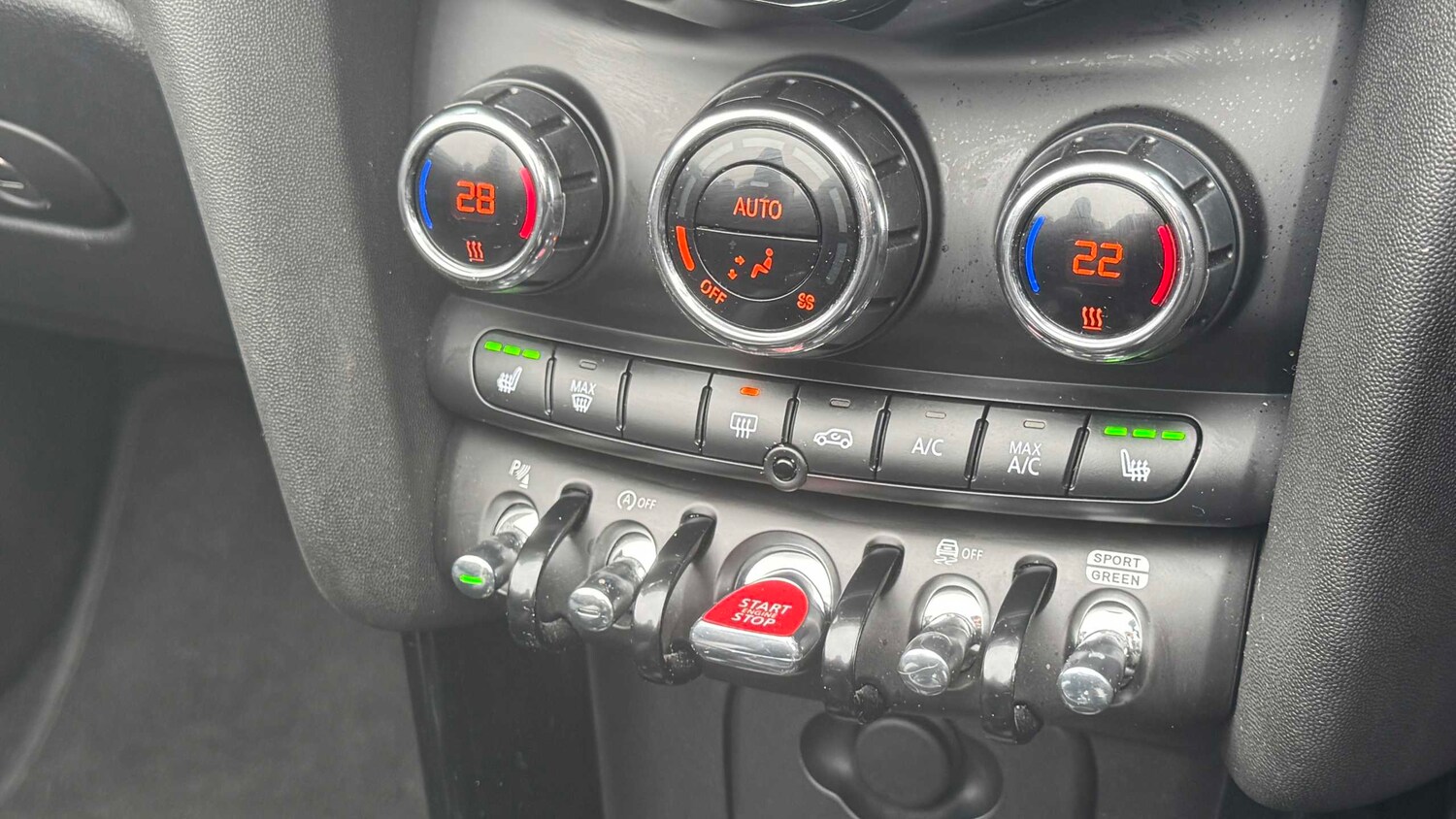 Used MINI Convertible 2023 for sale - 78209321: Photo 30