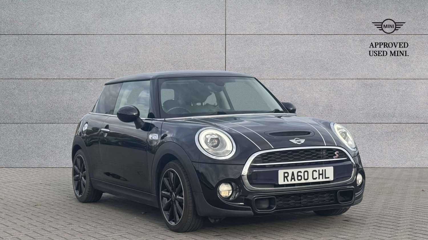 Used MINI Hatch 2017 for sale - 76351713: Photo 1