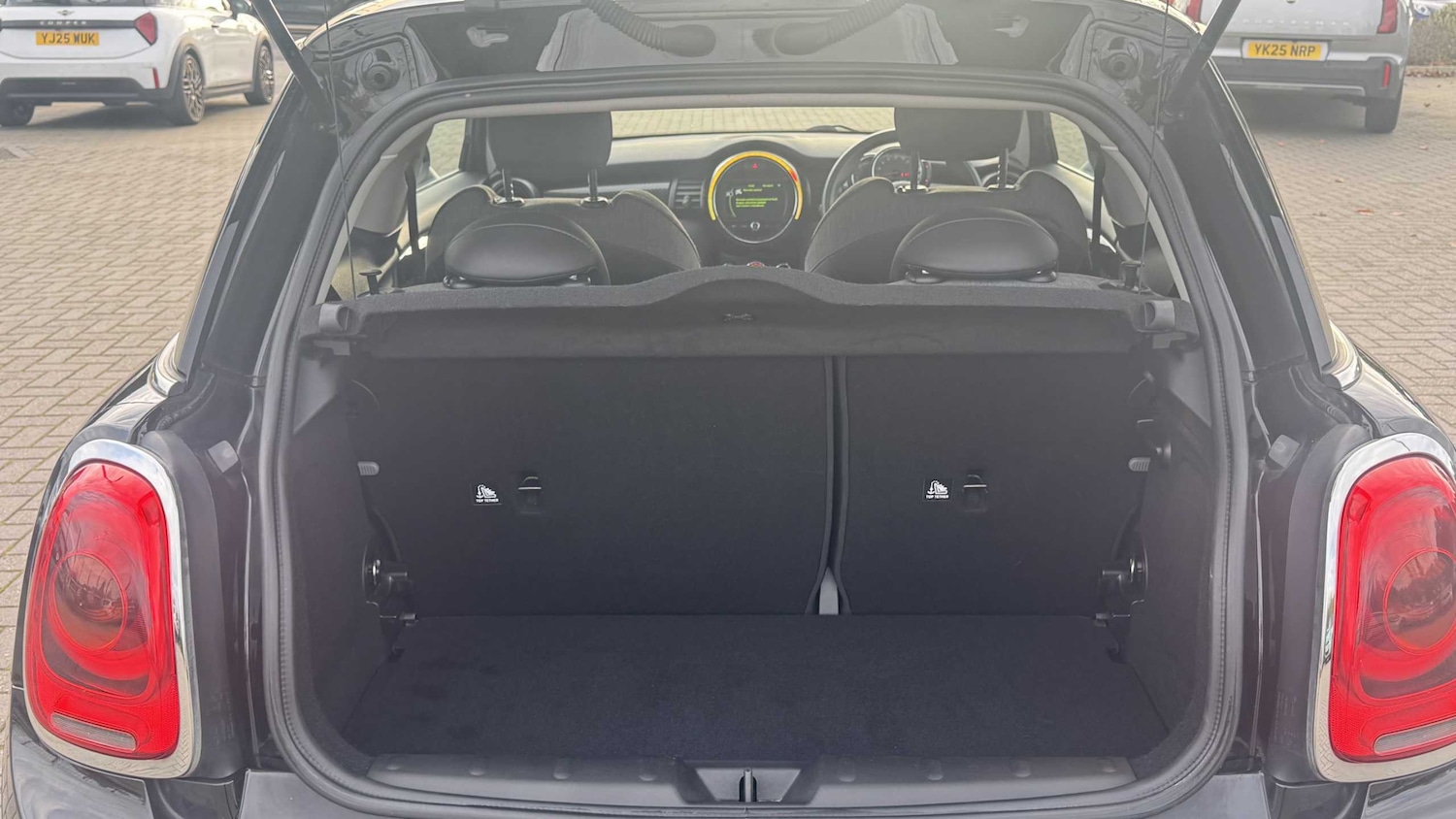 Used MINI Hatch 2017 for sale - 76351713: Photo 11