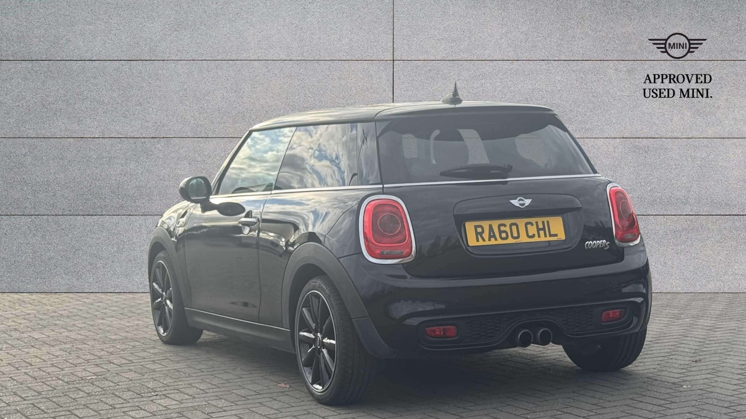 Used MINI Hatch 2017 for sale - 76351713: Photo 2