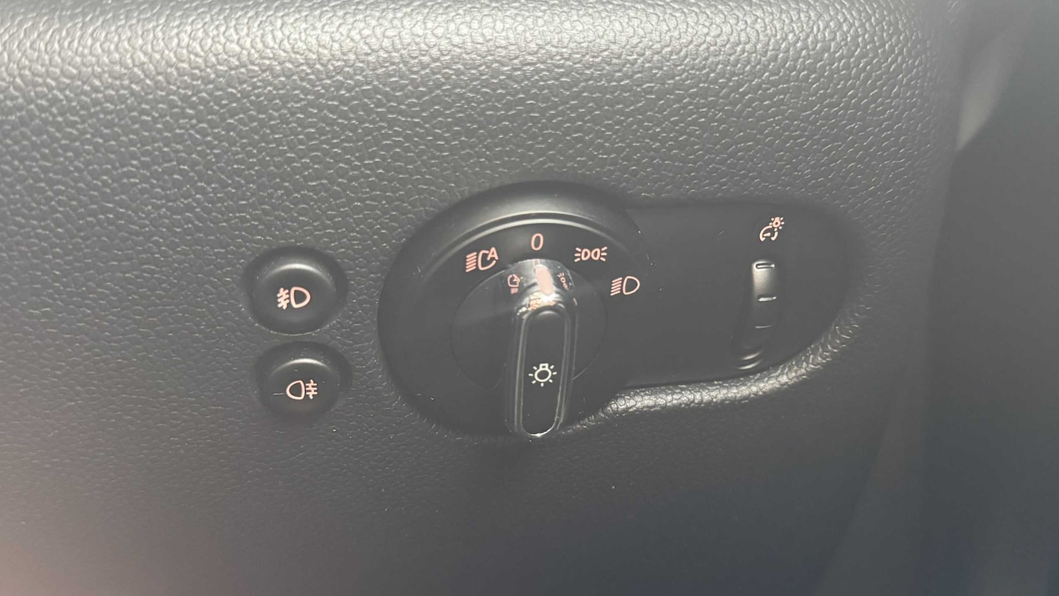 Used MINI Hatch 2017 for sale - 76351713: Photo 29