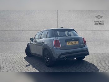 Used MINI Hatch 2022 for sale - 75435107: Photo