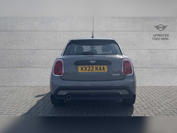 Used MINI Hatch 2022 for sale - 75435107: Photo