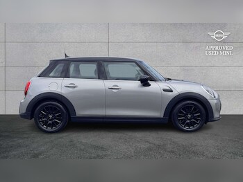 Used MINI Hatch 2023 for sale - 78937317: Photo