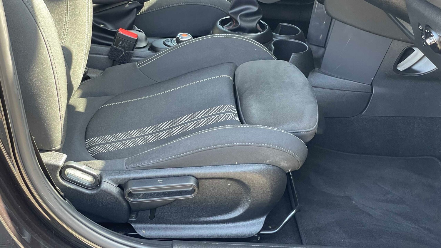 Used MINI Hatch 2020 for sale - 78173641: Photo 19