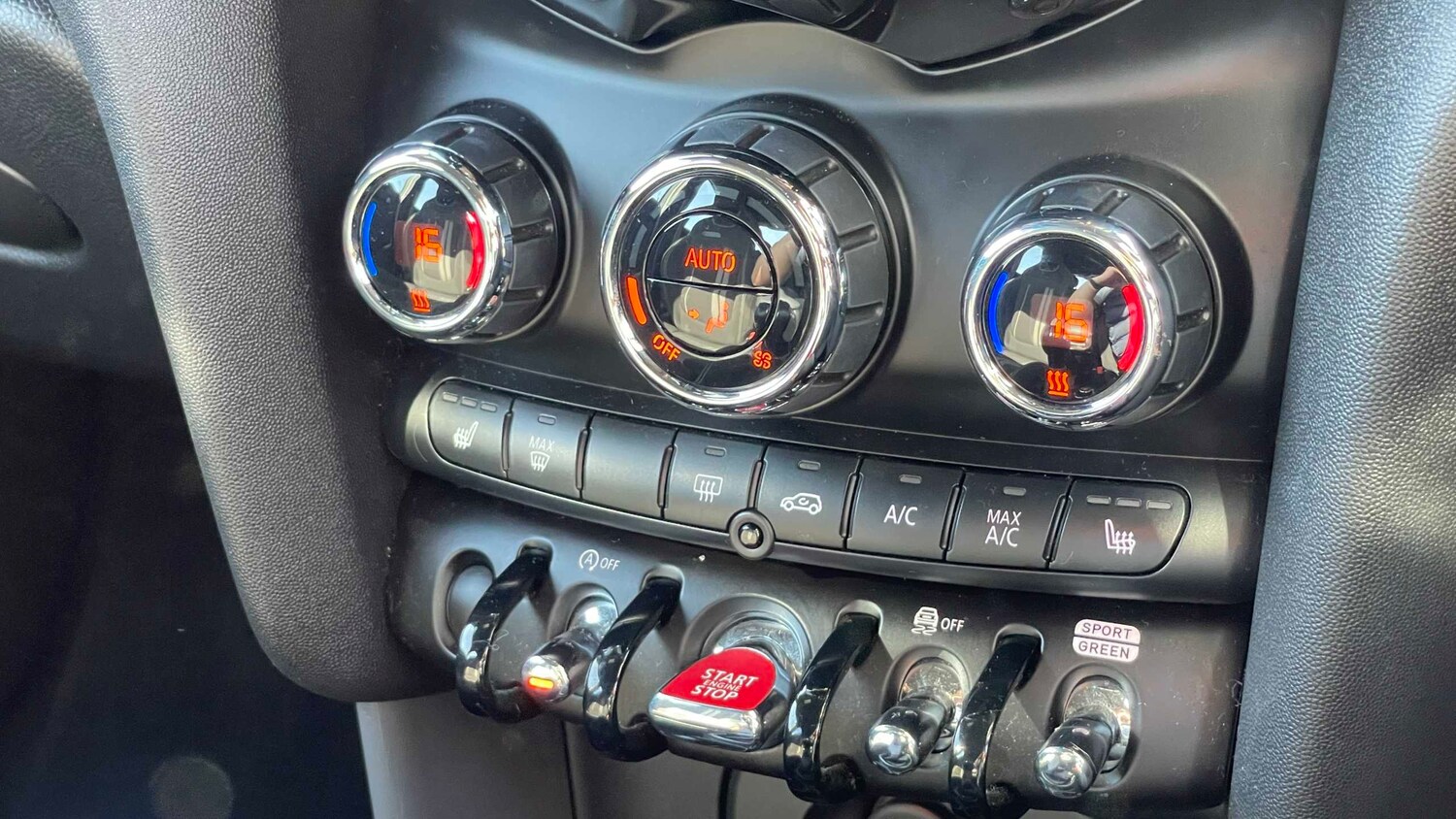 Used MINI Hatch 2020 for sale - 78173641: Photo 25