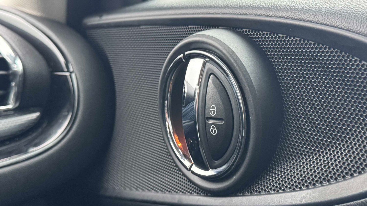 Used MINI Clubman 2019 for sale - 77294167: Photo 30