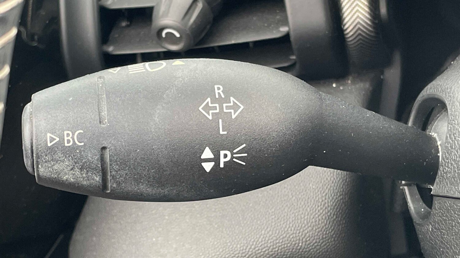 Used MINI Convertible 2019 for sale - 77995961: Photo 24