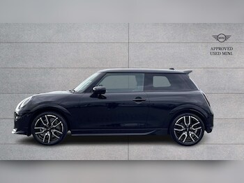 Used MINI Cooper 2024 for sale - 78104876: Photo