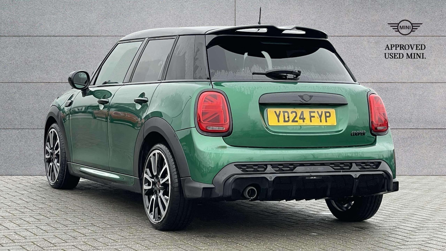 Used MINI Hatch 2024 for sale - 77373902: Photo 2