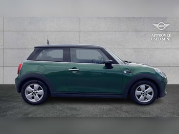 Used MINI Hatch 2019 for sale - 79702366: Photo