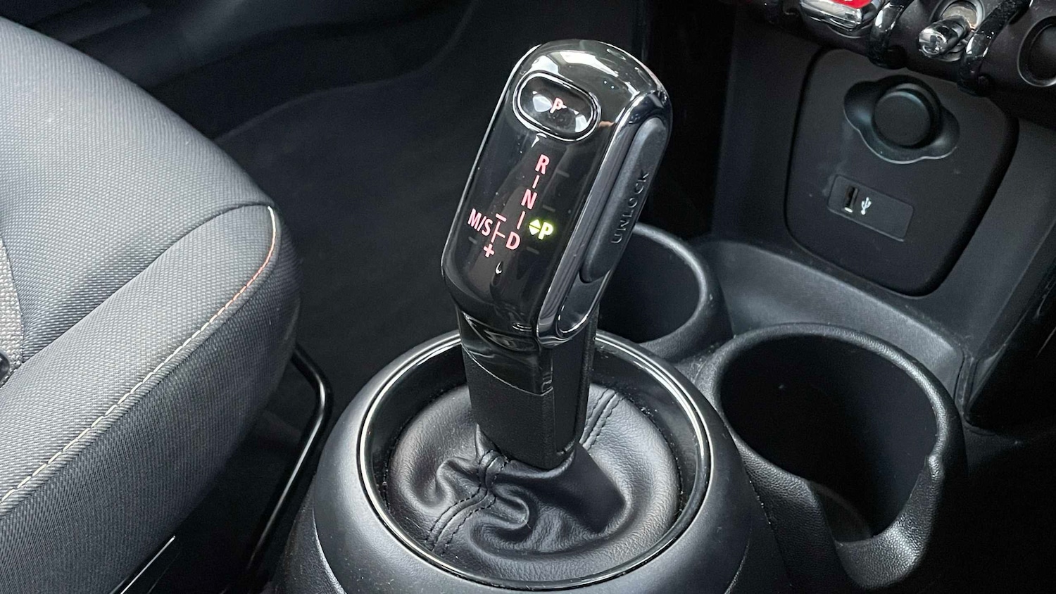 Used MINI Hatch 2022 for sale - 77206456: Photo 8