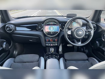 Used MINI Hatch 2021 for sale - 76955237: Photo