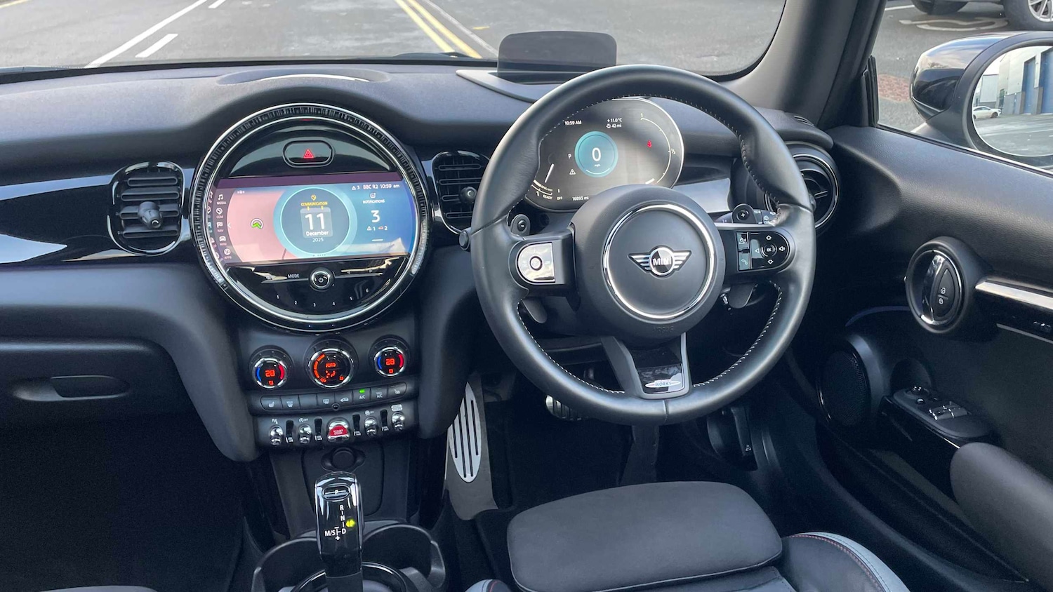Used MINI Hatch 2021 for sale - 76955237: Photo 5