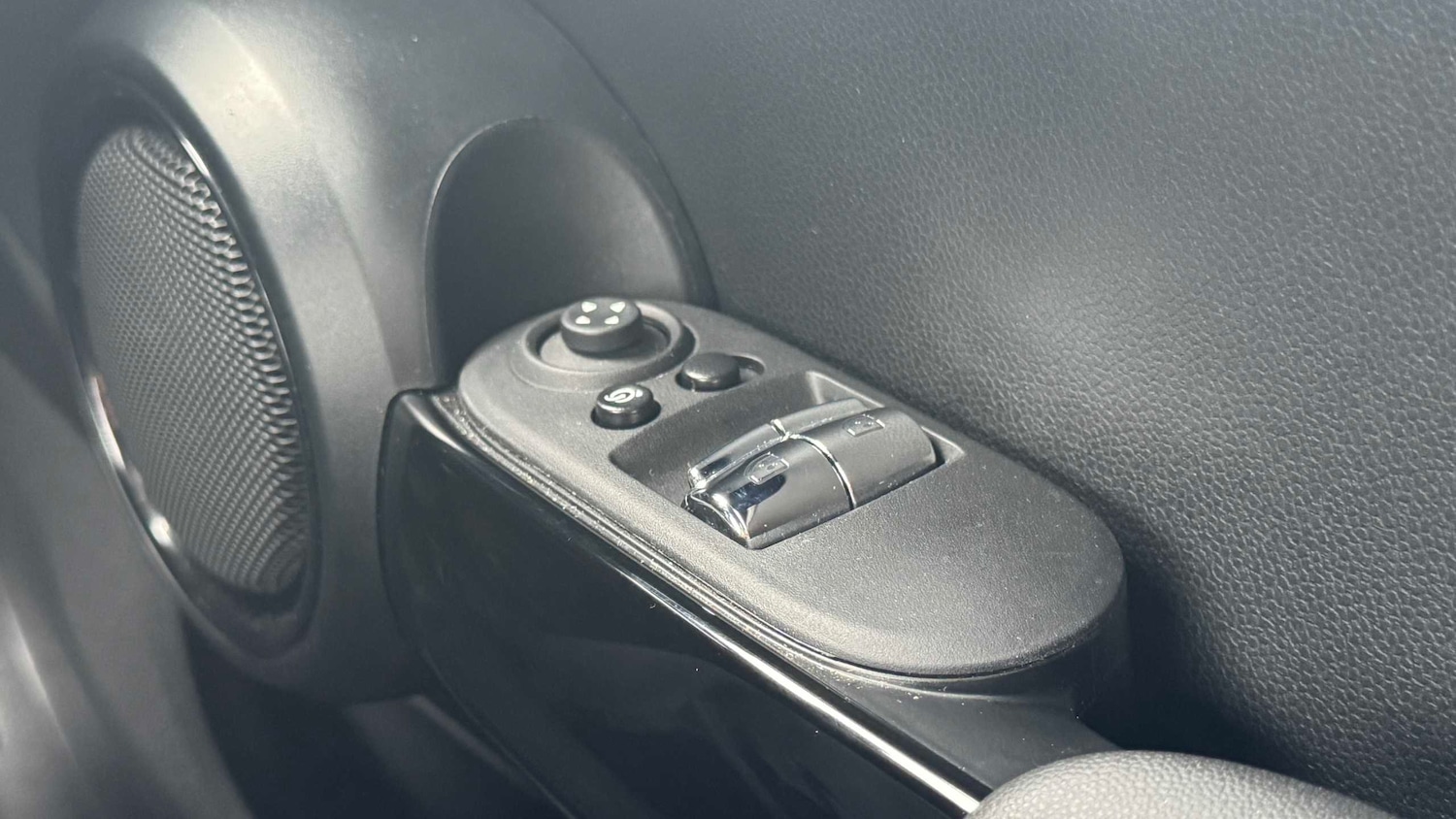 Used MINI Hatch 2022 for sale - 77698765: Photo 28