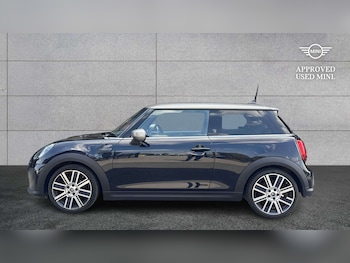 Used MINI Hatch 2023 for sale - 79215405: Photo