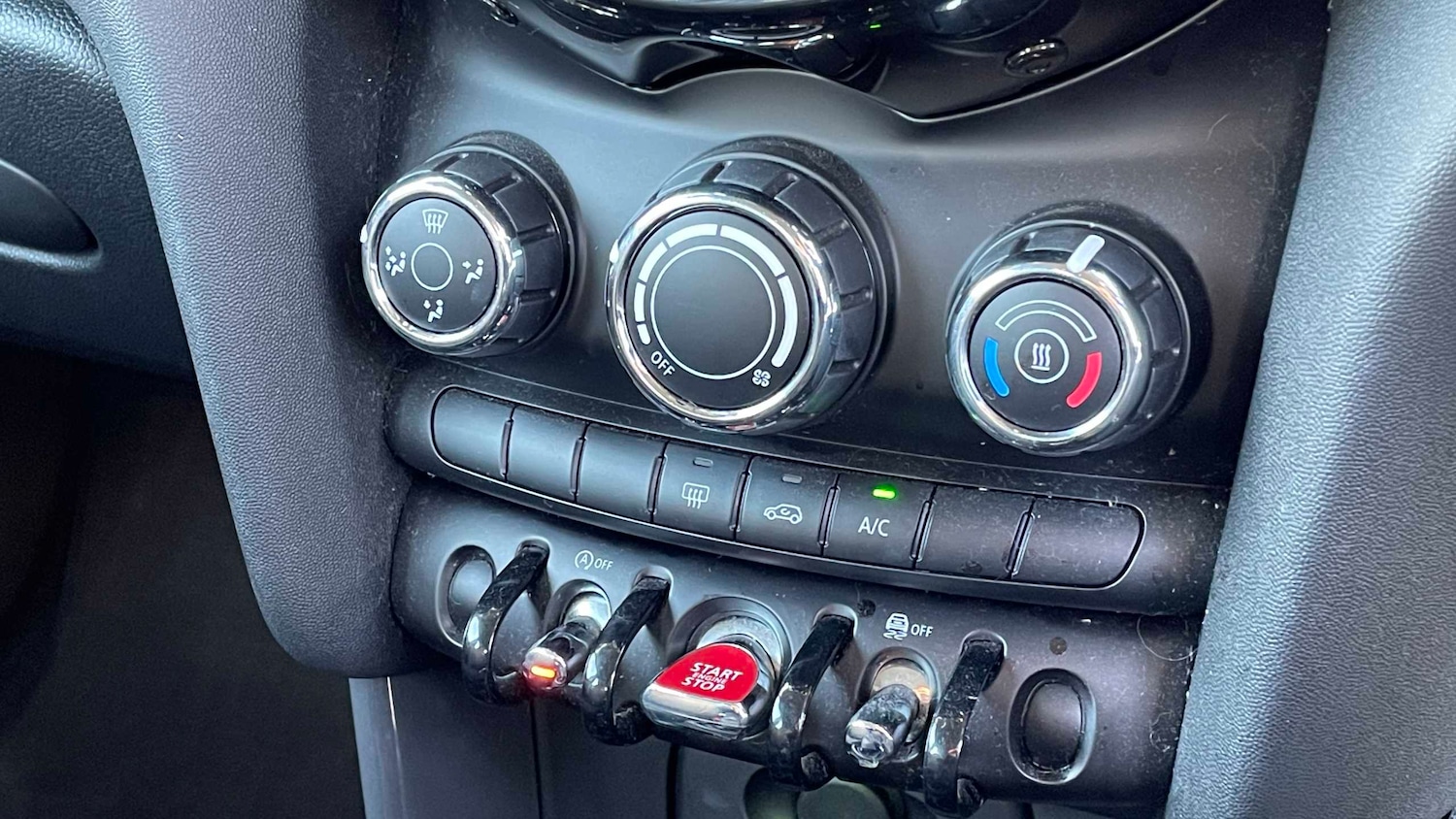 Used MINI Hatch 2020 for sale - 76390603: Photo 29