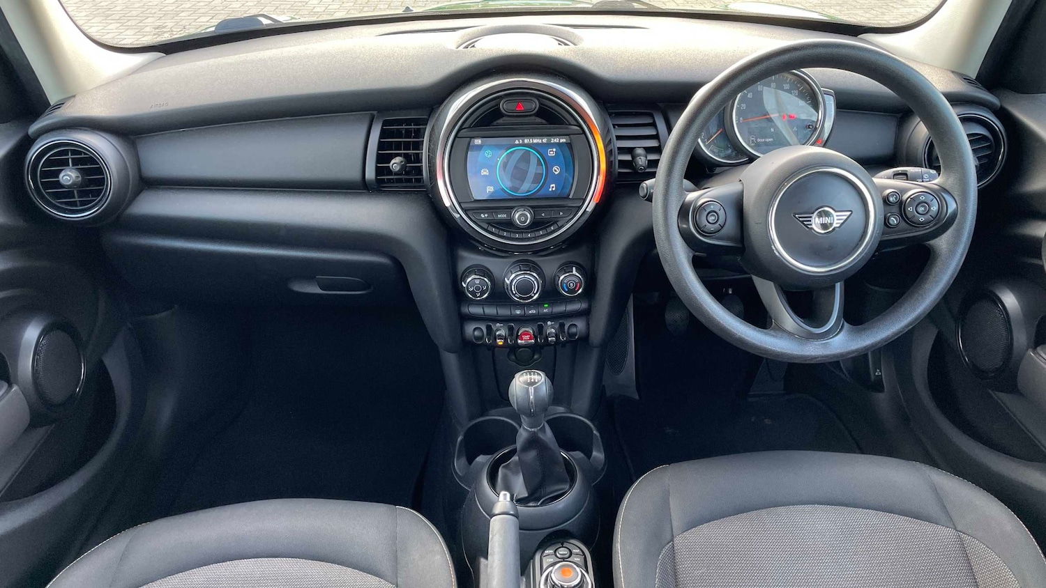 Used MINI Hatch 2020 for sale - 76390603: Photo 5