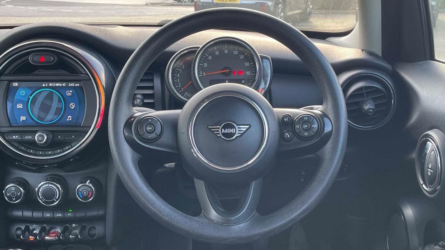 Used MINI Hatch 2020 for sale - 76390603: Photo 6