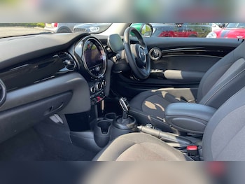 Used MINI Hatch 2023 for sale - 78465126: Photo