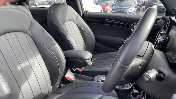 Used MINI Hatch 2022 for sale - 76191853: Photo 9