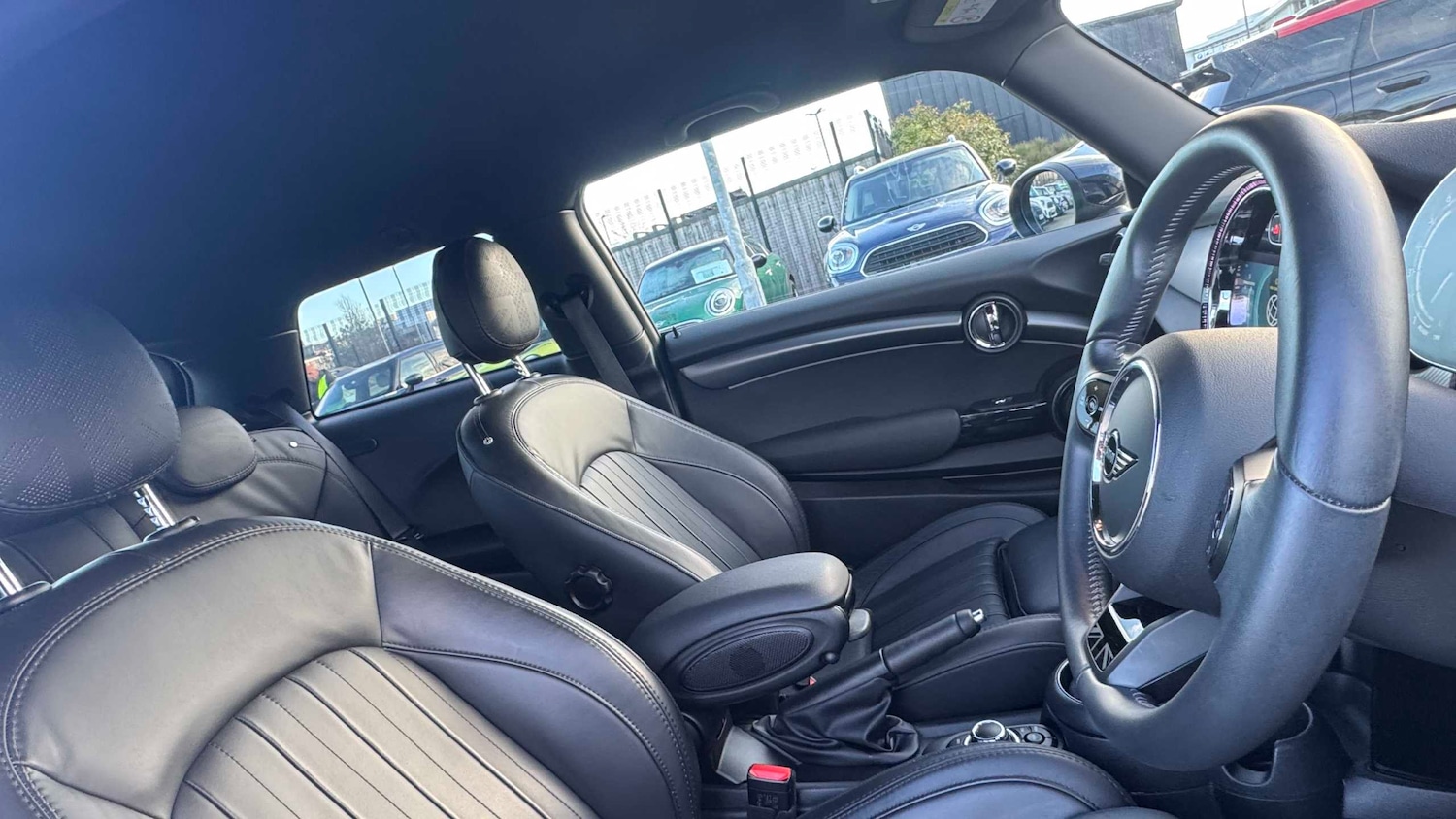 Used MINI Hatch 2023 for sale - 77083017: Photo 11