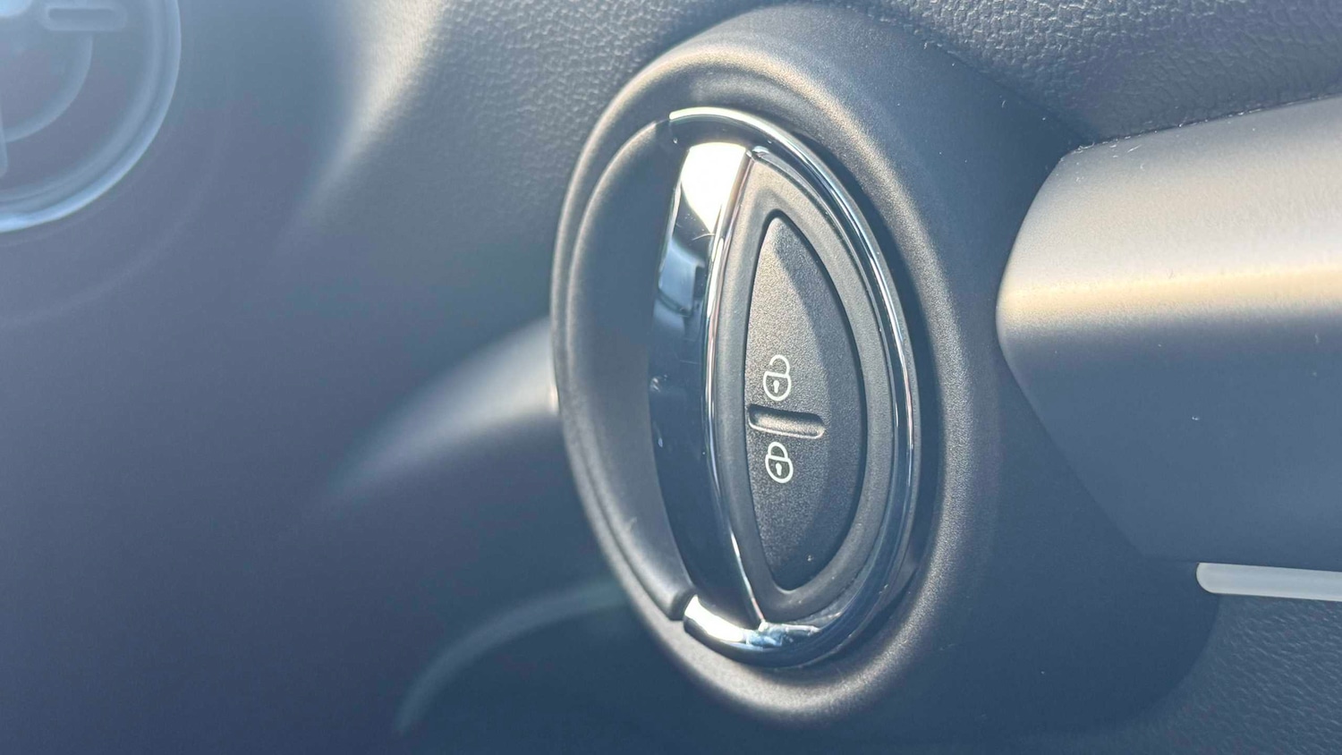 Used MINI Hatch 2023 for sale - 77083017: Photo 30