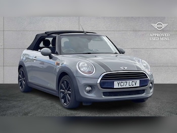 Used MINI Convertible 2017 for sale - 79051781: Photo