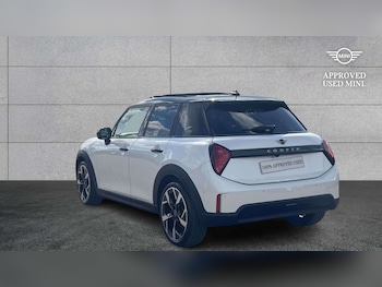 Used MINI Cooper 2024 for sale - 78825365: Photo