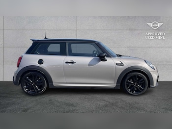 Used MINI Hatch 2023 for sale - 78744031: Photo
