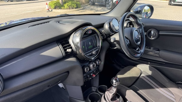 Used MINI Hatch 2018 for sale - 76218247: Photo 13