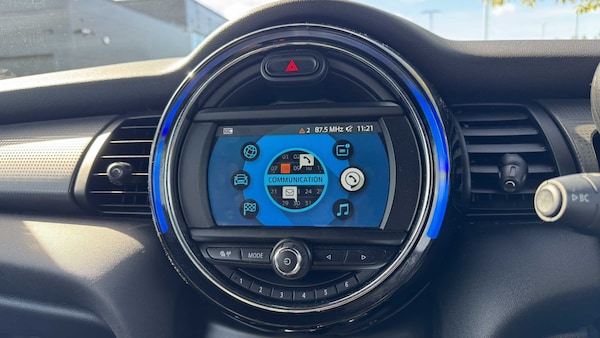 Used MINI Hatch 2018 for sale - 76218247: Photo 19