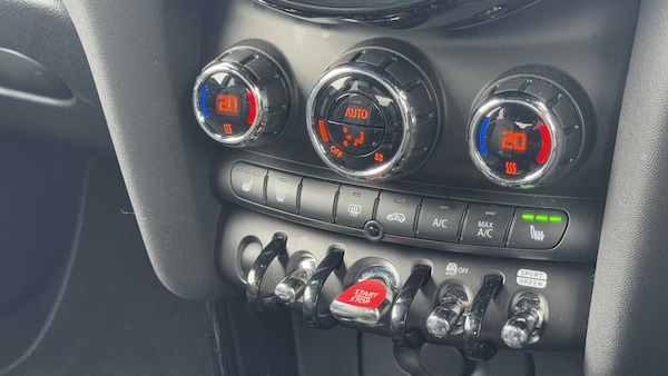 Used MINI Cooper 2023 for sale - 76170083: Photo 28