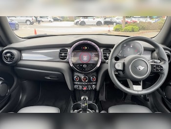 Used MINI Cooper 2023 for sale - 76170083: Photo 4