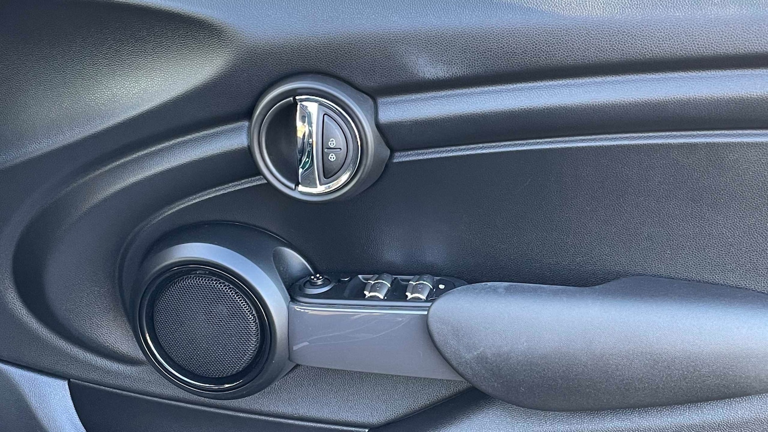 Used MINI Hatch 2017 for sale - 76804994: Photo 20