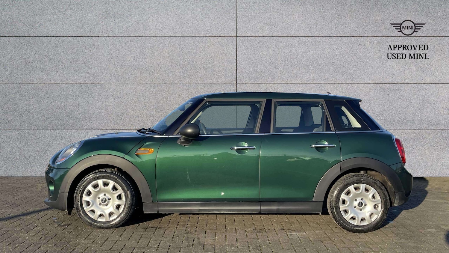 Used MINI Hatch 2017 for sale - 76804994: Photo 3