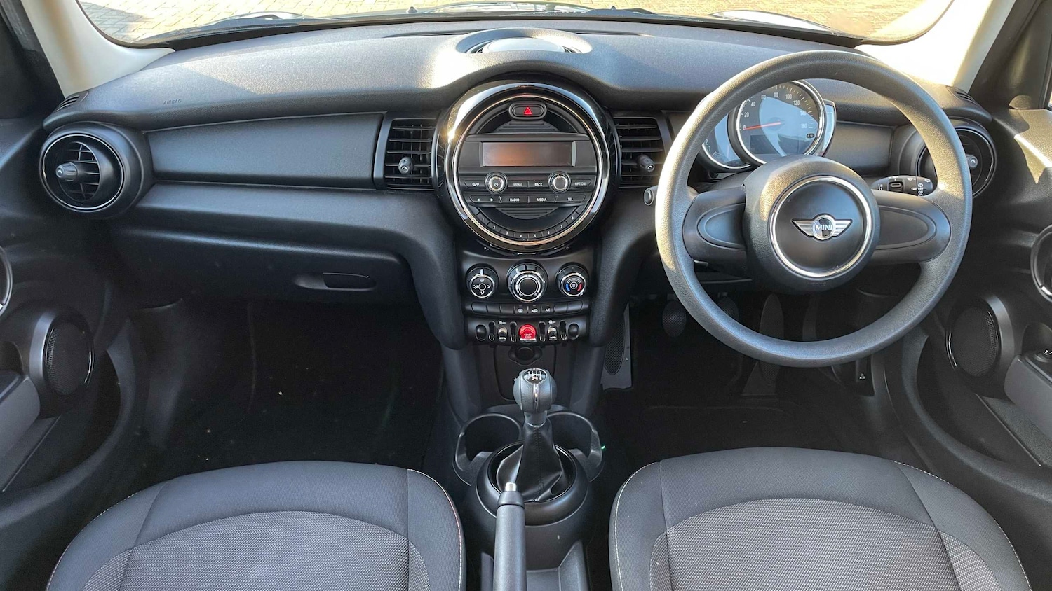 Used MINI Hatch 2017 for sale - 76804994: Photo 6