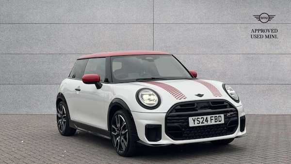Used MINI Cooper 2024 for sale - 76298469: Photo 1