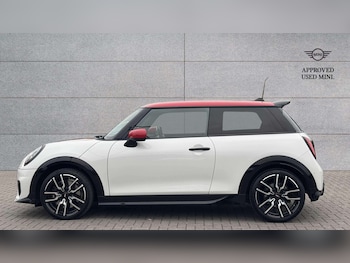 Used MINI Cooper 2024 for sale - 76298469: Photo 3