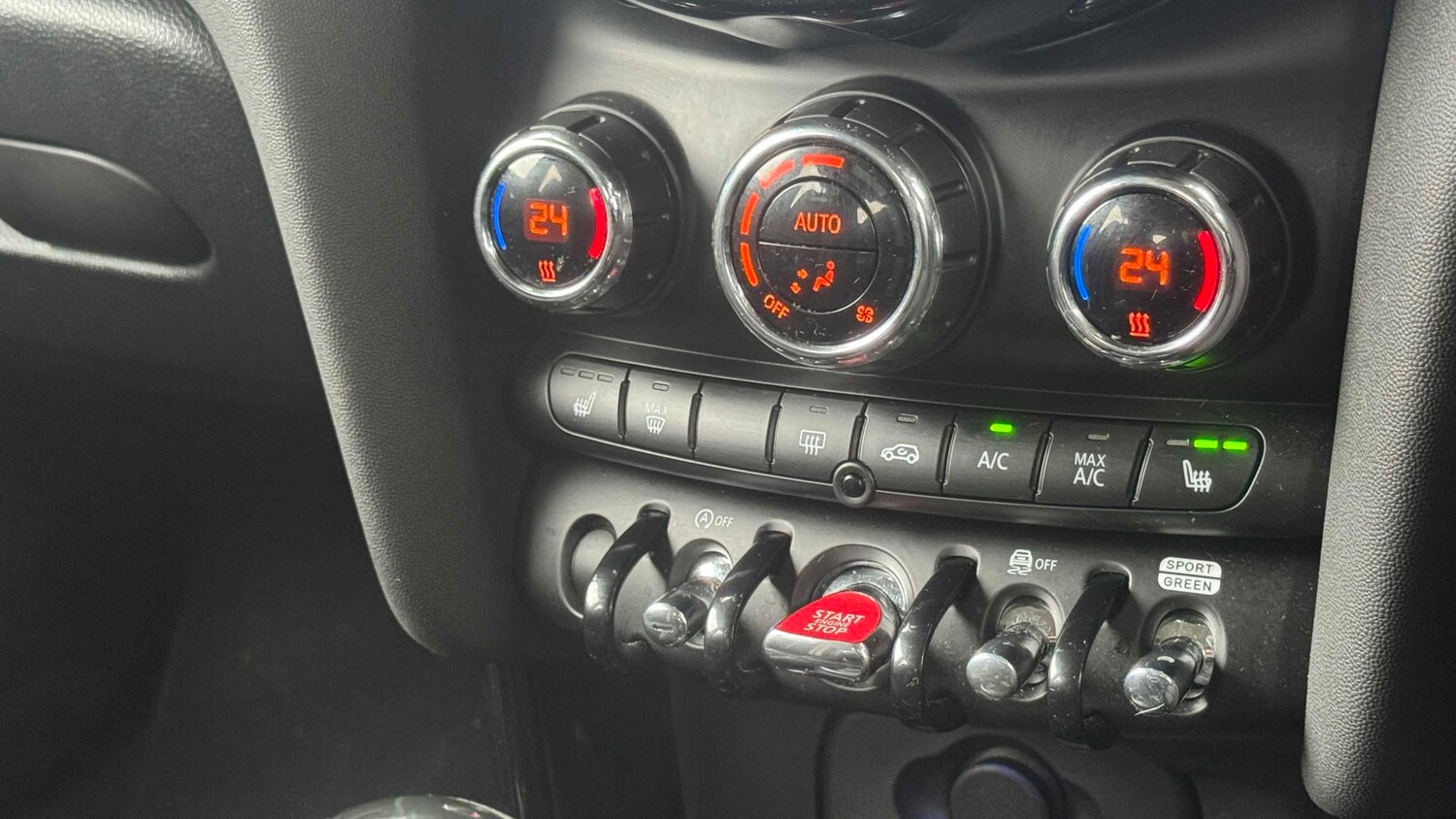 Used MINI Hatch 2023 for sale - 78187934: Photo 24