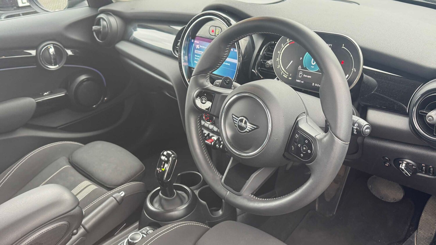 Used MINI Hatch 2023 for sale - 78187934: Photo 6