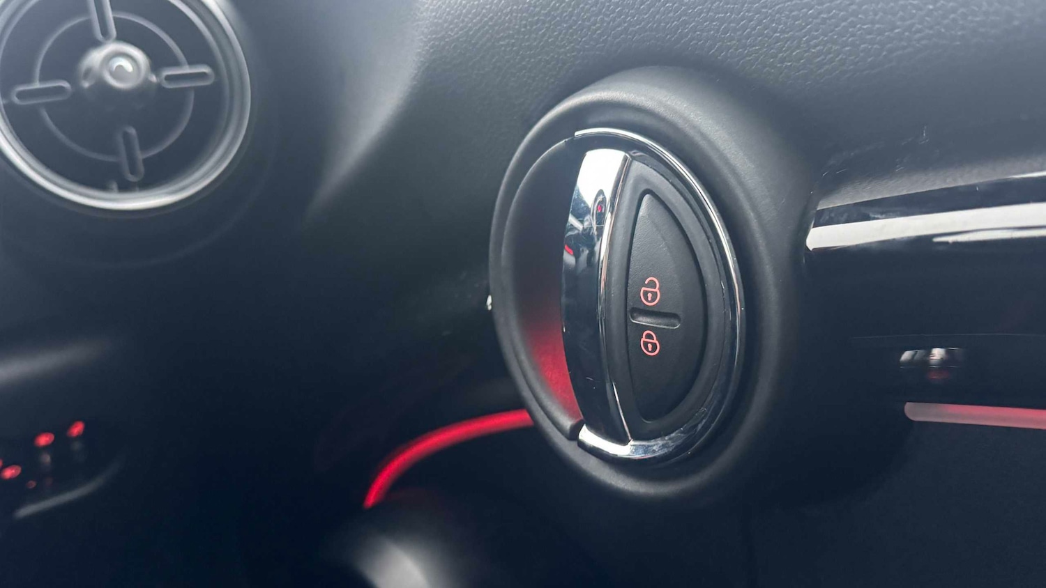 Used MINI Hatch 2021 for sale - 77348003: Photo 29