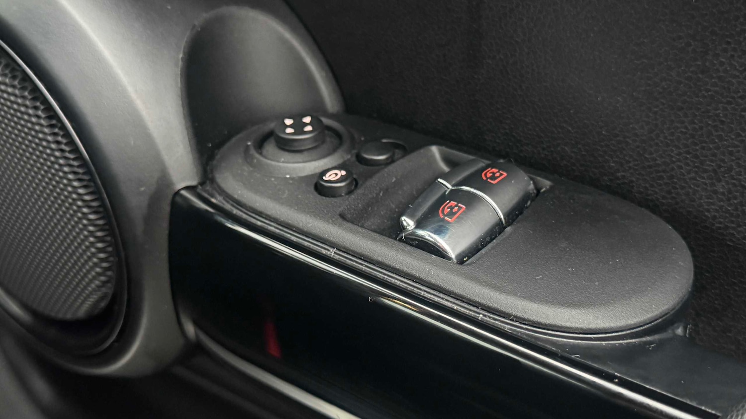 Used MINI Hatch 2021 for sale - 77348003: Photo 30