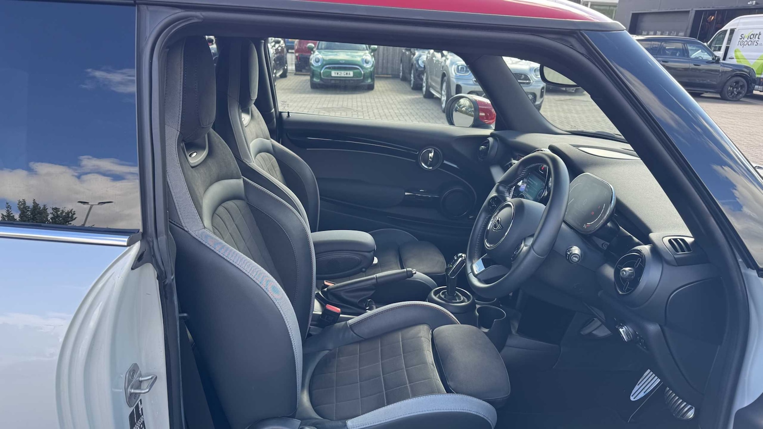 Used MINI Hatch 2021 for sale - 75917992: Photo 10