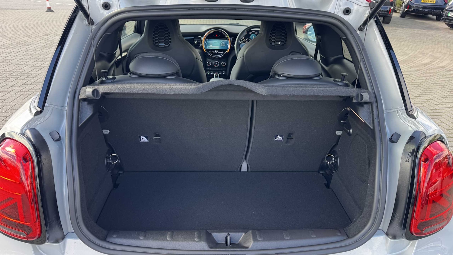 Used MINI Hatch 2021 for sale - 75917992: Photo 9