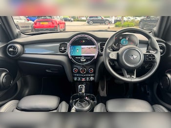 Used MINI Hatch 2024 for sale - 78845552: Photo