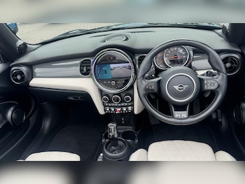 Used MINI Convertible 2023 for sale - 79376686: Photo