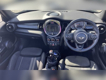Used MINI Hatch 2019 for sale - 75903170: Photo