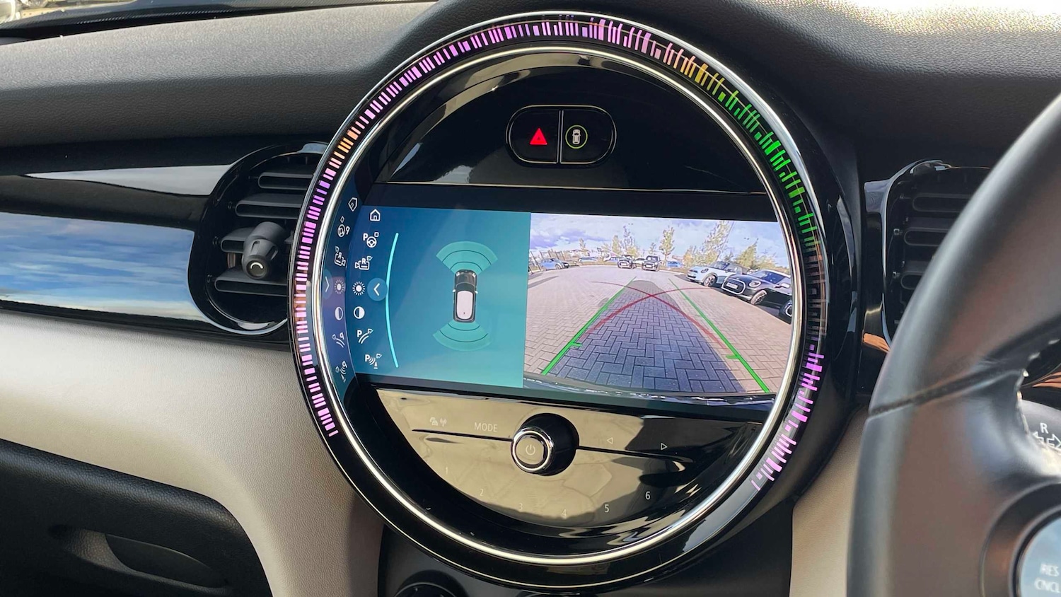 Used MINI Hatch 2022 for sale - 76401402: Photo 29