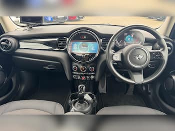 Used MINI Hatch 2023 for sale - 79825211: Photo